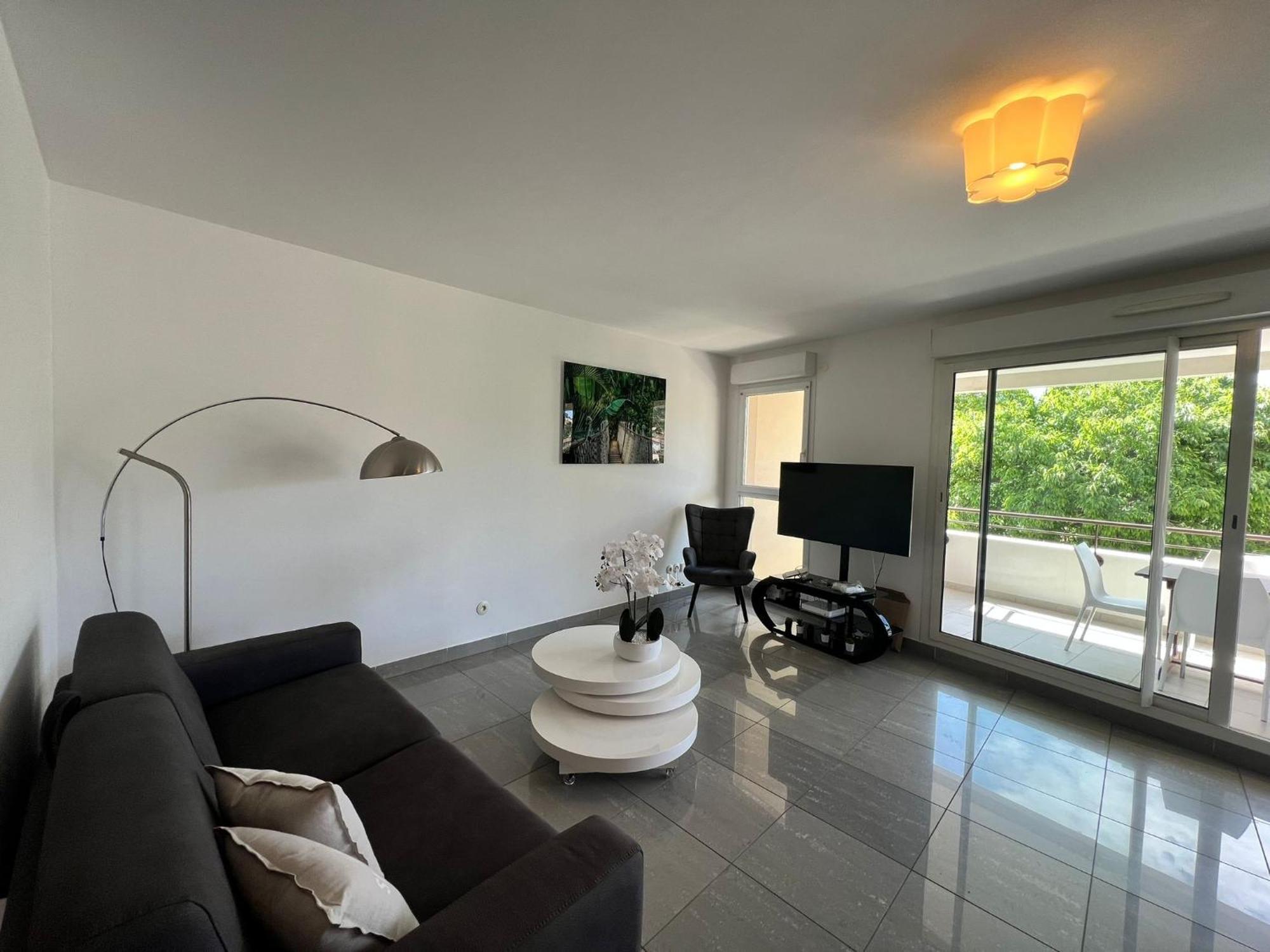 Grand T3 Neuf Proche Port/Centre Ville La Ciotat Ngoại thất bức ảnh