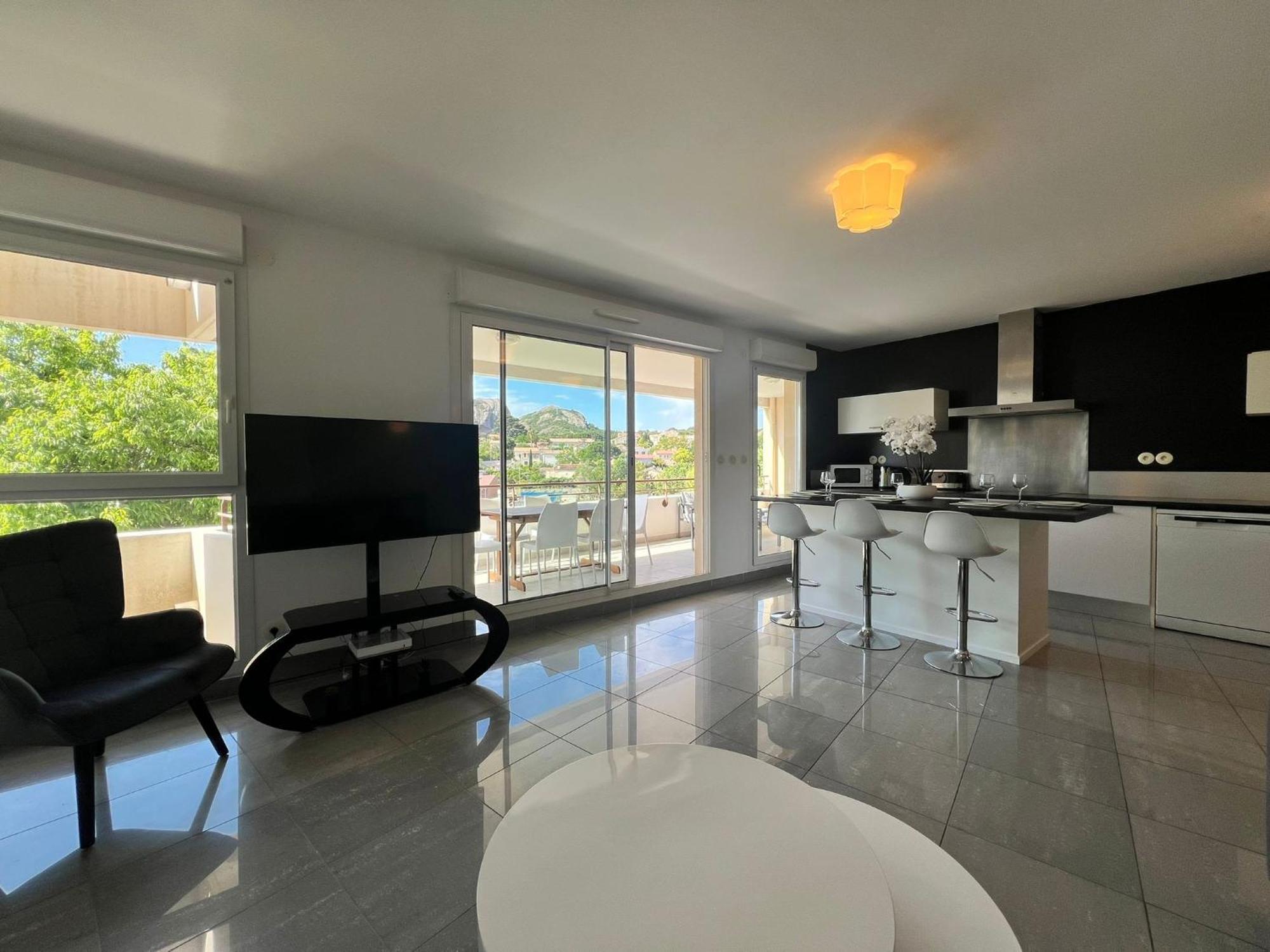 Grand T3 Neuf Proche Port/Centre Ville La Ciotat Ngoại thất bức ảnh